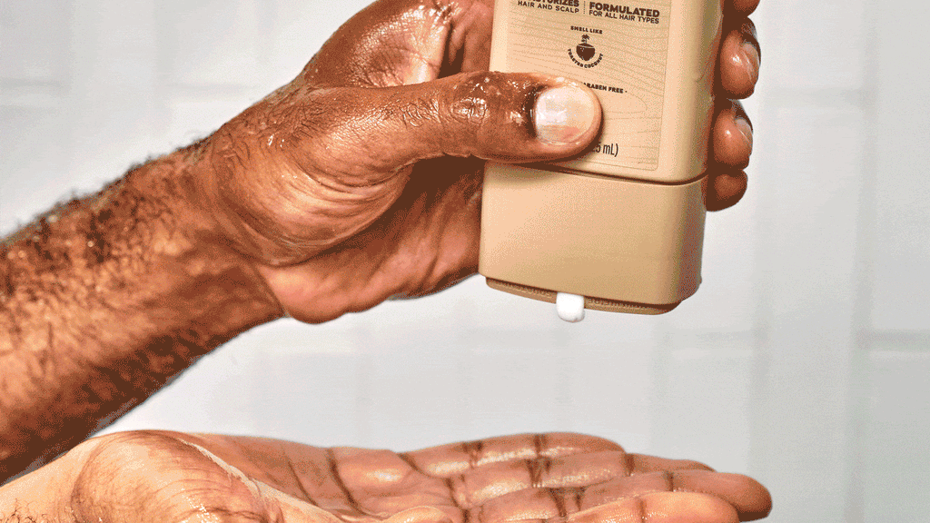 Dr. Squatch Coconut Castaway Hair Care Kit being used